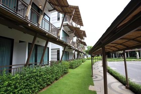 Bangsaen Heritage Hotel