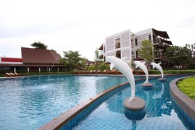 Bangsaen Heritage Hotel