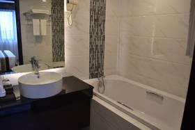 Golden Jomtien Beach Hotel