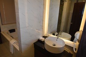 Golden Jomtien Beach Hotel