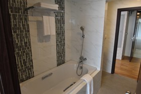 Golden Jomtien Beach Hotel