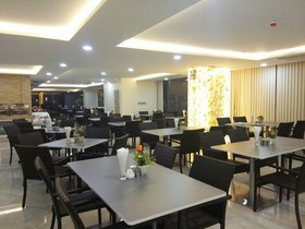 Golden Jomtien Beach Hotel