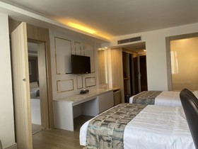 Jomtien Holiday Inn Pattaya