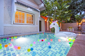 Baan Talay Home