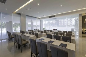 Kantary Hotel And Serviced Apartment, Amata Bangpakong