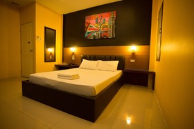 Nunglen Hotel