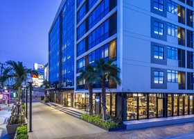 Pacific Park Hotel & Residence & Place