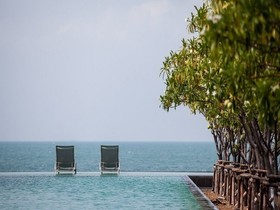 Reflection Jomtien Beach Pattaya Condo by Dome