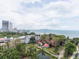 Reflection Jomtien Beach Pattaya Condo by Dome