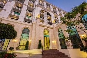 S N Plus Hotel