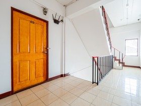 Spice Guest House By OYO Rooms