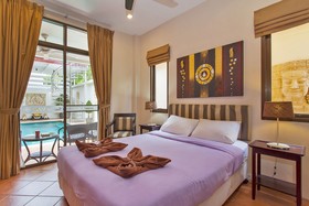 Sunny Villa