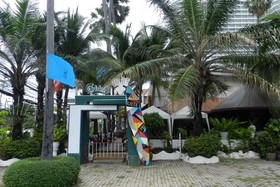 Jomtien Plaza Condotel