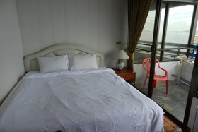 Jomtien Plaza Condotel