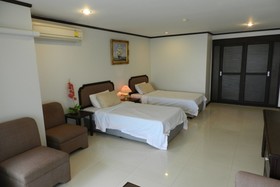 Jomtien Plaza Condotel