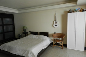 Jomtien Plaza Condotel