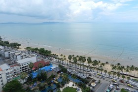 Jomtien Plaza Condotel