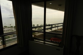 Jomtien Plaza Condotel