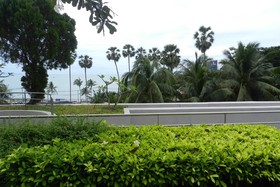 Jomtien Plaza Condotel