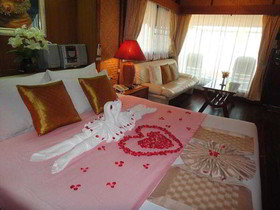 Sunset Village Beach Resort