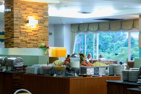 The Sea Breeze Jomtien Resort