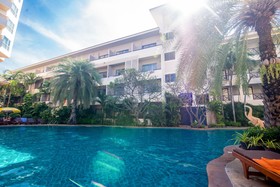 The Sea Breeze Jomtien Resort