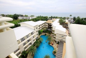 The Sea Breeze Jomtien Resort