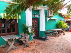 The Caddy Shack Inn