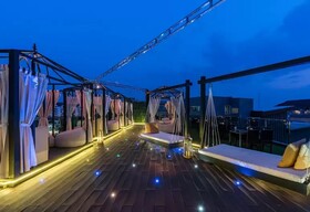 Acqua Hotel