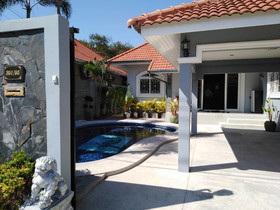 Annvilla Three