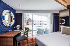 A-One The Royal Cruise Hotel