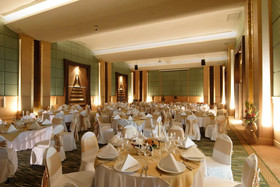 A-One The Royal Cruise Hotel
