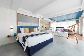 A-One The Royal Cruise Hotel & New Wing Hotel
