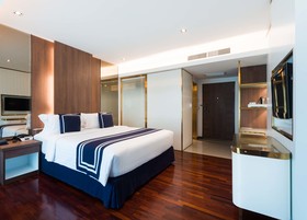 A-One The Royal Cruise Hotel & New Wing Hotel
