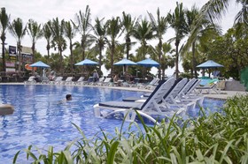 A-One The Royal Cruise Hotel & New Wing Hotel