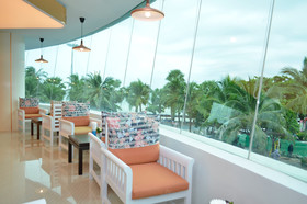 A-One The Royal Cruise Hotel & New Wing Hotel
