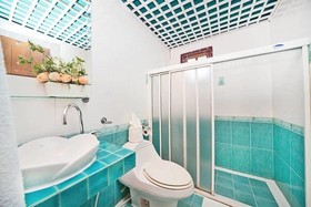 Baan Ruean Thai