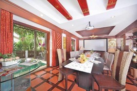 Baan Ruean Thai
