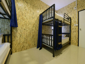 Baan Wararin Hostel by OYO Rooms