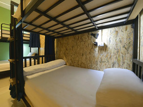 Baan Wararin Hostel by OYO Rooms