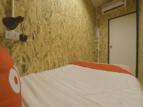 Baan Wararin Hostel by OYO Rooms
