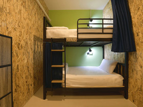 Baan Wararin Hostel by OYO Rooms