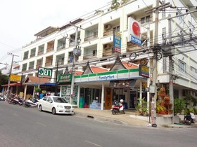 Beach House Pattaya