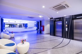 Blue Boat Design Hotel