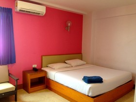 Cherry Hotel