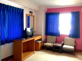 Cherry Hotel