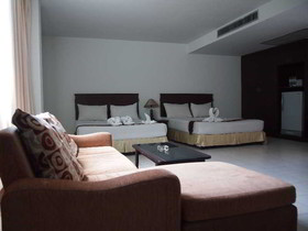 Crown Pattaya Beach