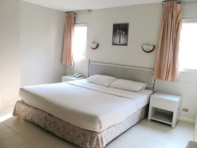 Diamond Beach Hotel
