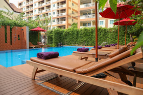 Golden Sea Pattaya Hotel