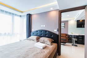 Grand Avenue by Pattaya Holiday